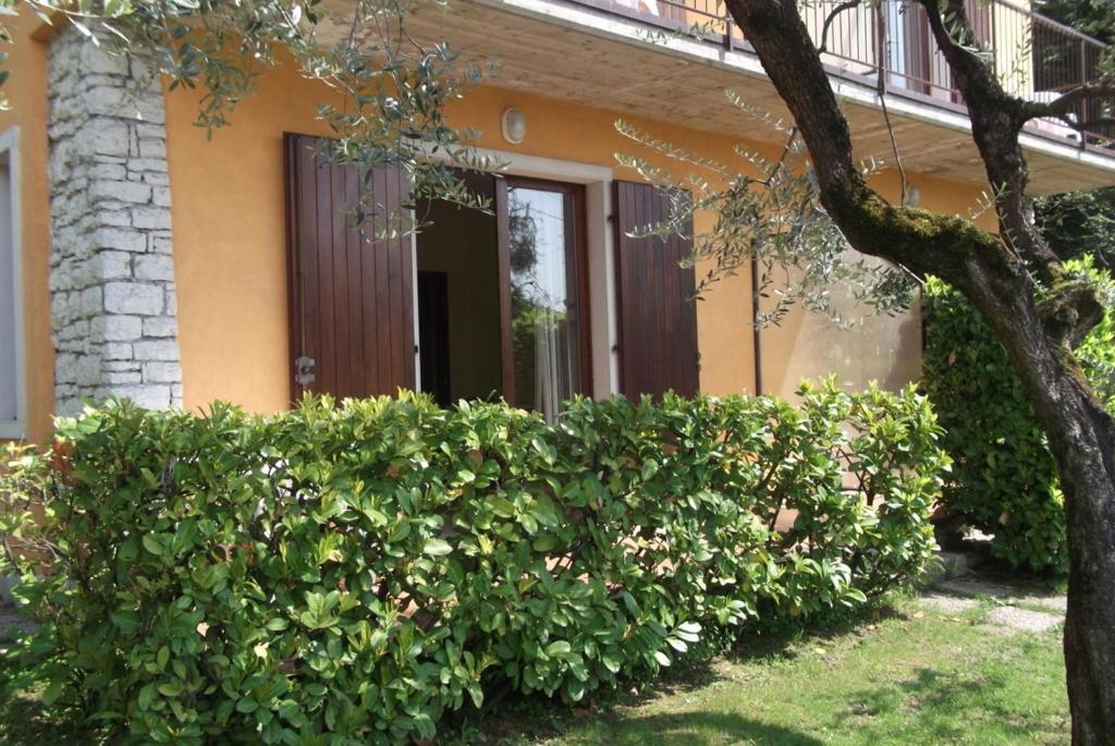 Villa Girasole Тори дел Бенако Стая снимка