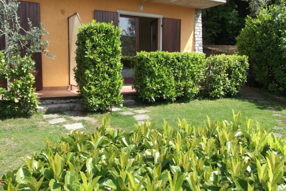 Villa Girasole Тори дел Бенако Екстериор снимка